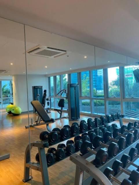 טאגיג Bgc, Uptown Parksuites Tower 2 מראה חיצוני תמונה